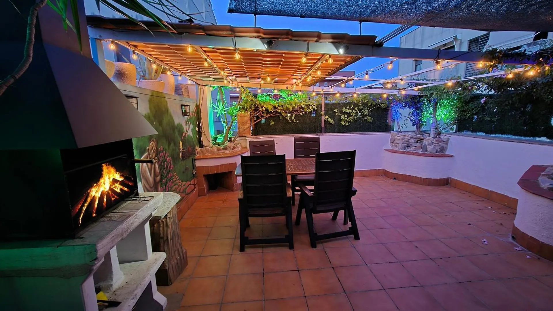 Atico Terraza, Airport-Bcn, Puerto-Cruceros Aparthotel Viladecans